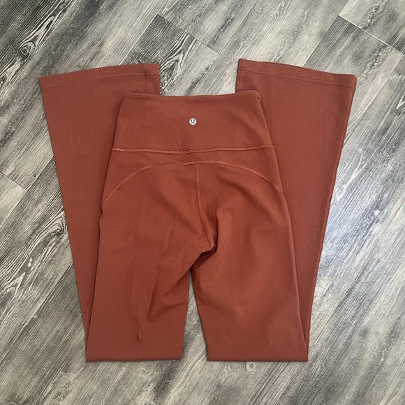 Lululemon Groove Nulu Super High Rise Pant - Picture 5 of 7